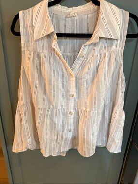 Boutique Sleeveless Striped Button-Front Top - White